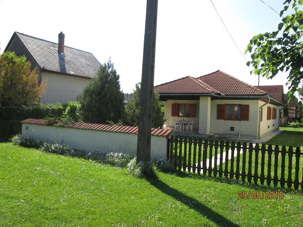 Fenyves Vendeghaz Apartment Balatonfenyves Exterior photo